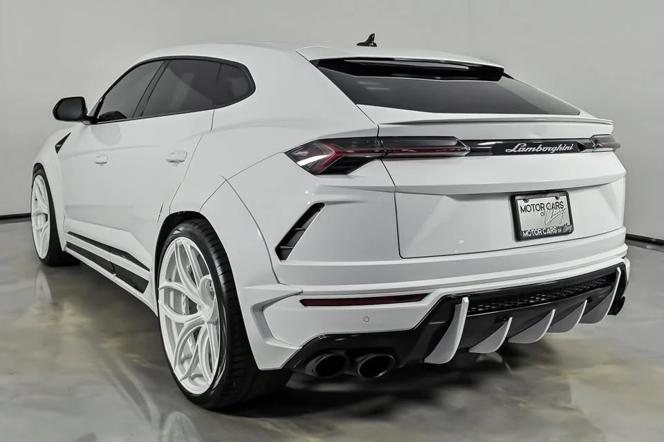 2022 Lamborghini Urus - Image 8 of 20