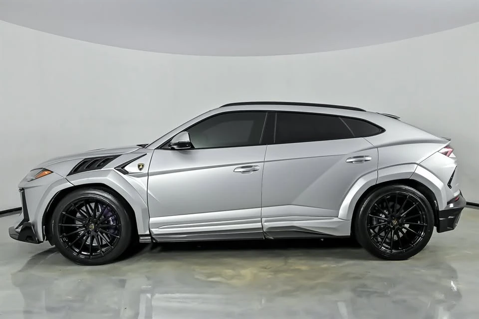 2022 Lamborghini Urus - Image 8 of 20