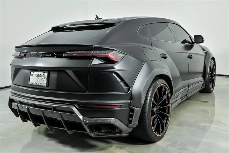 2022 Lamborghini Urus - Image 10 of 31
