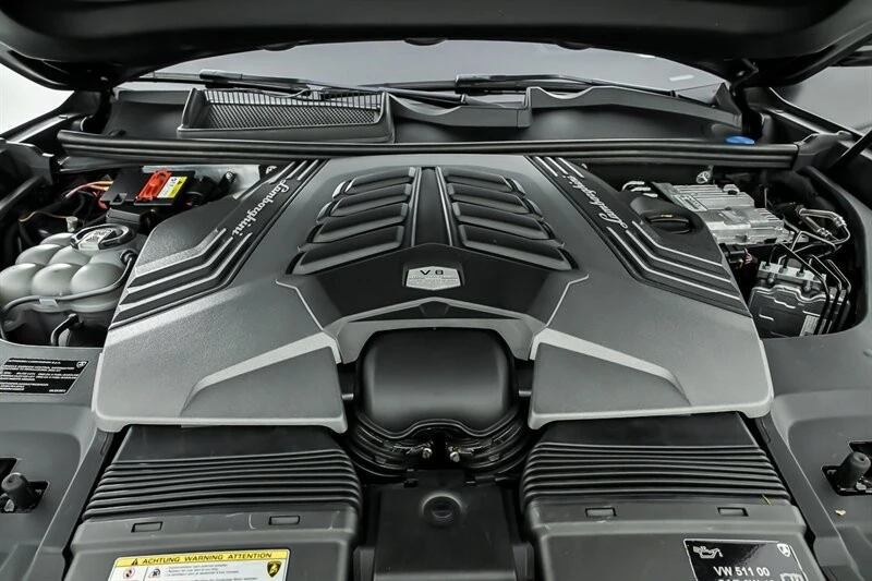 2022 Lamborghini Urus - Image 13 of 31