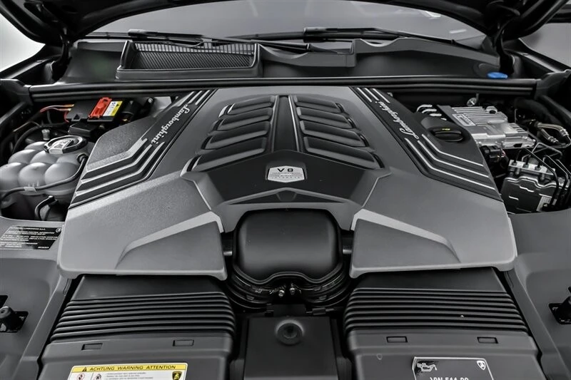 2022 Lamborghini Urus - Image 17 of 21