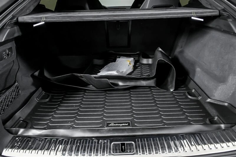 2022 Lamborghini Urus - Image 16 of 21