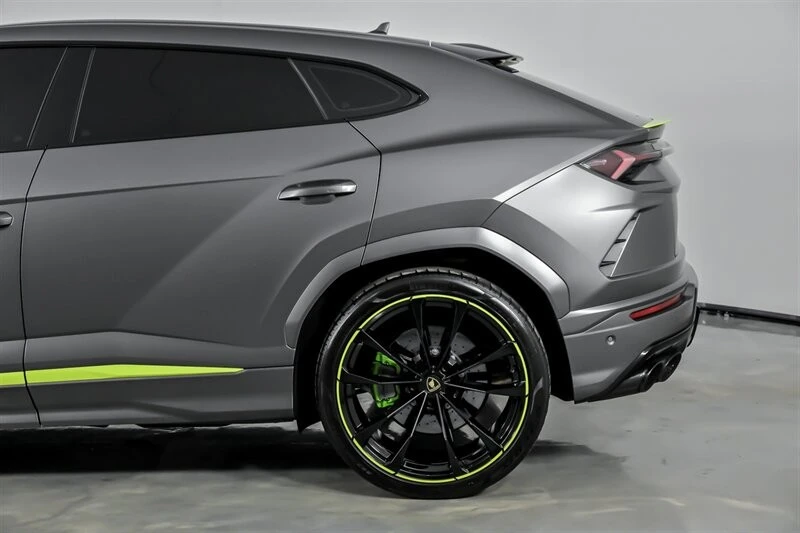 2022 Lamborghini Urus - Image 9 of 21