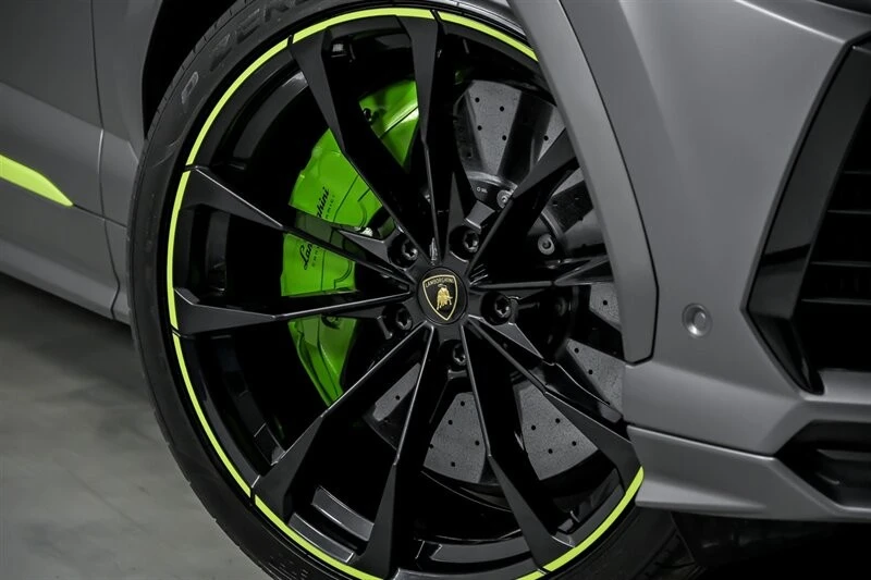2022 Lamborghini Urus - Image 4 of 21