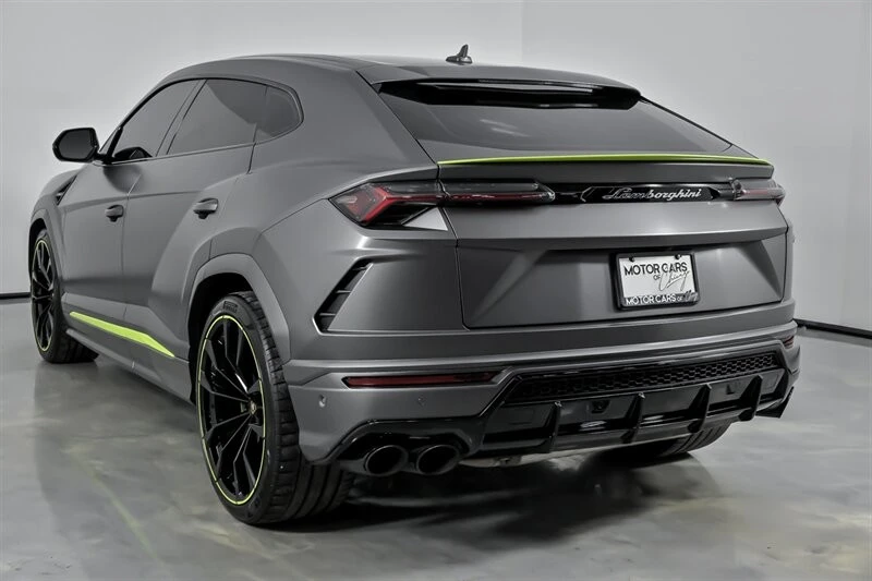 2022 Lamborghini Urus - Image 10 of 21