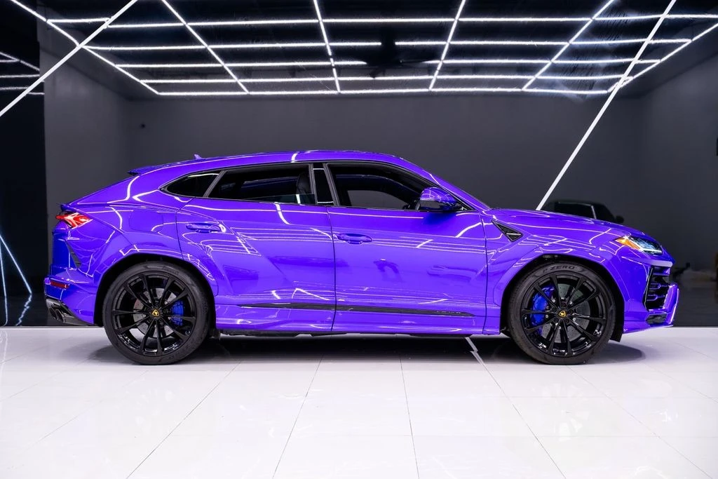2022 Lamborghini Urus - Image 10 of 31