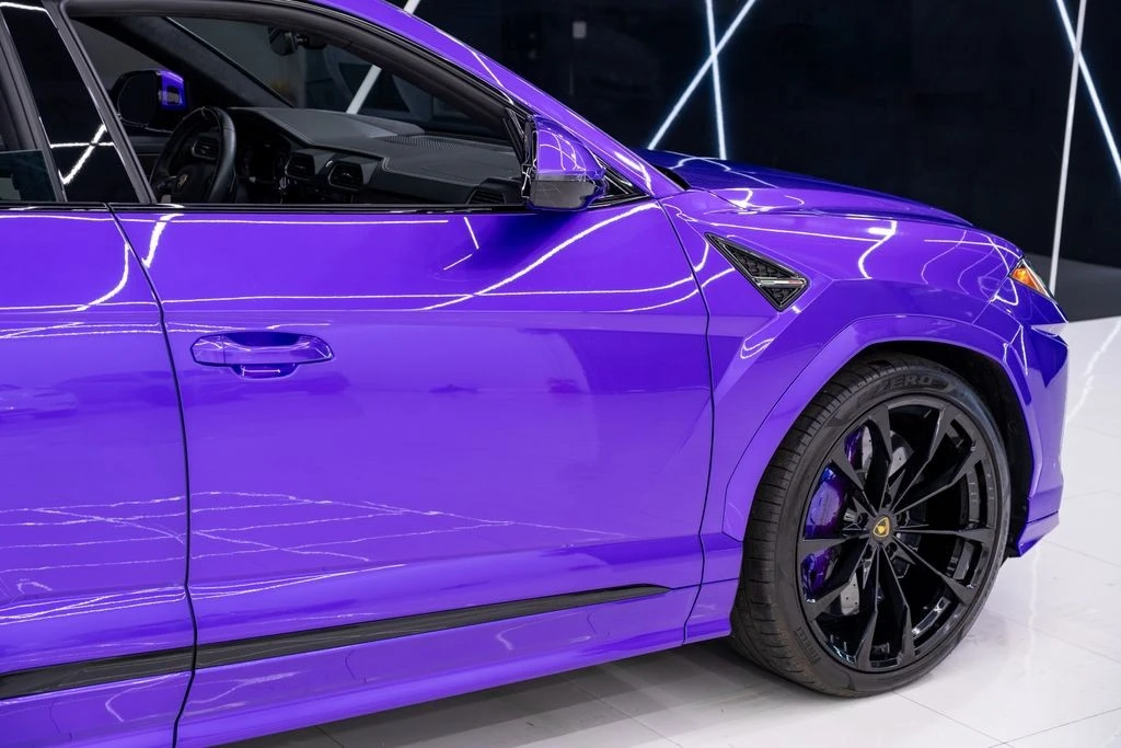 2022 Lamborghini Urus - Image 13 of 31