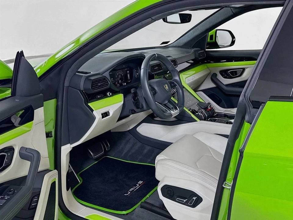 2022 Lamborghini Urus - Image 12 of 12