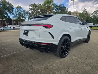 2022 Lamborghini Urus - Image 5 of 20