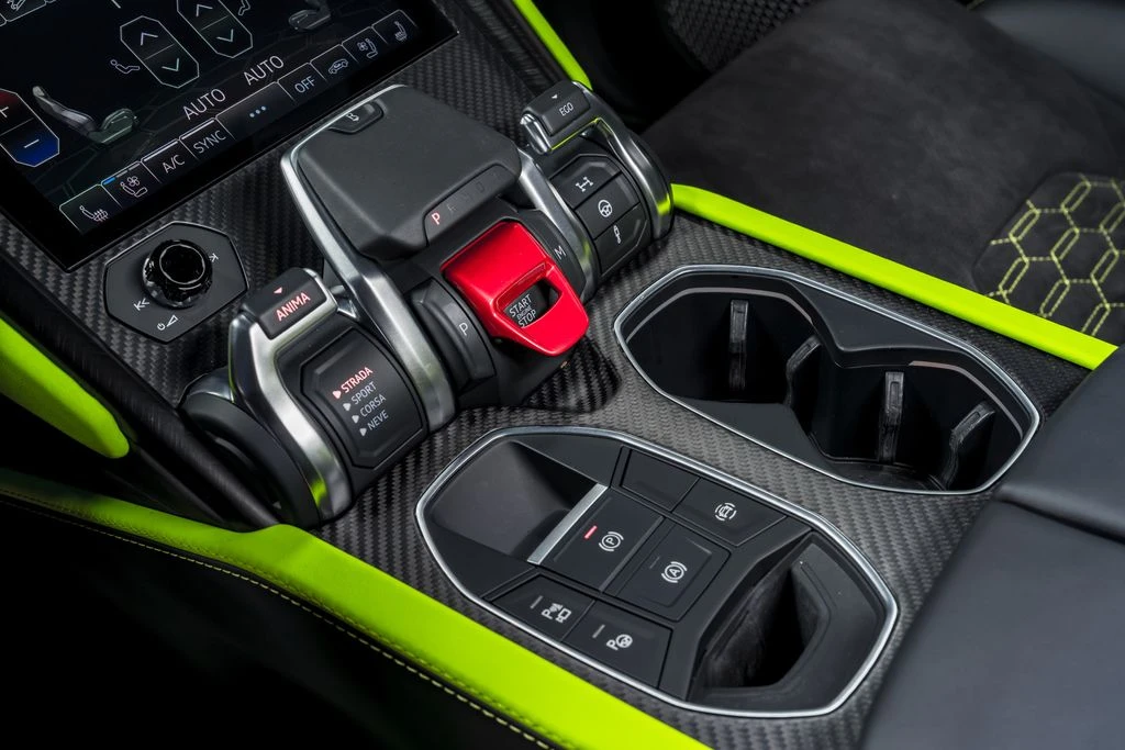 2022 Lamborghini Urus - Image 31 of 31