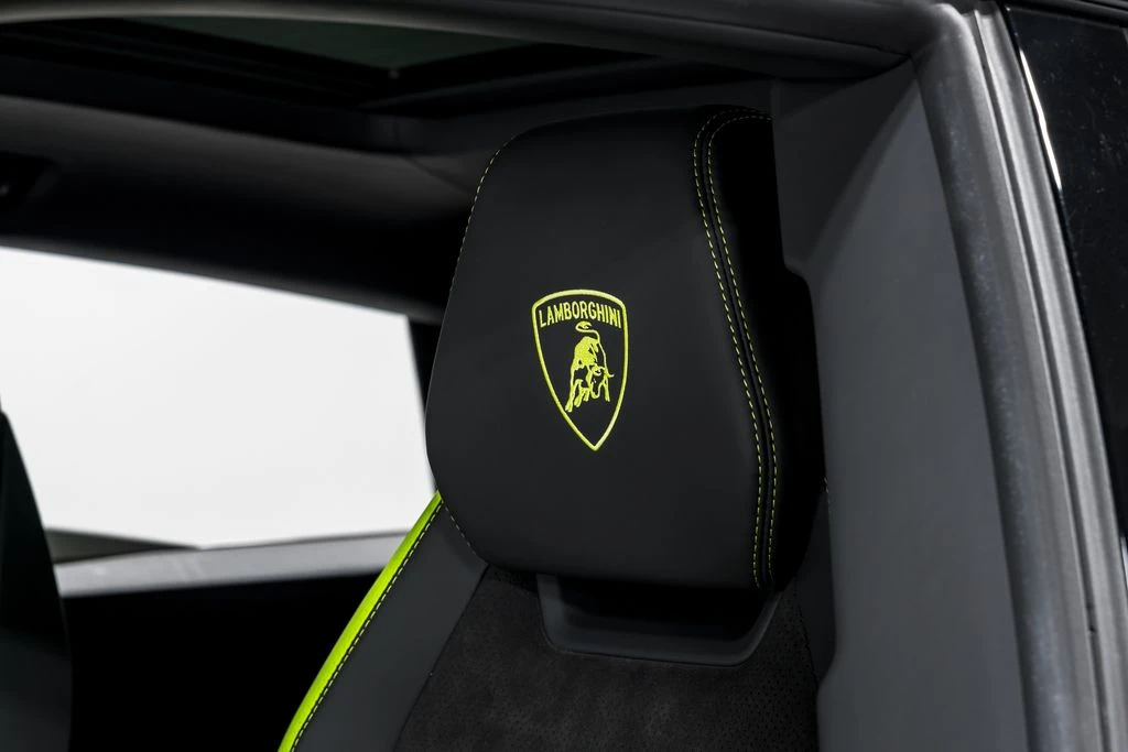 2022 Lamborghini Urus - Image 22 of 31