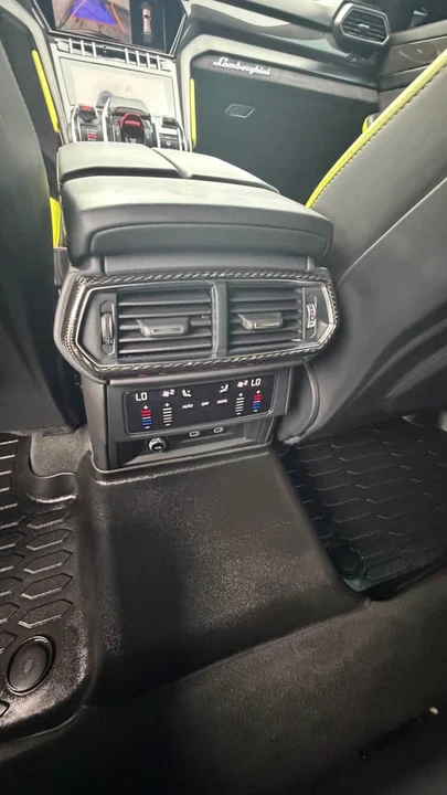 2022 Lamborghini Urus - Image 13 of 15