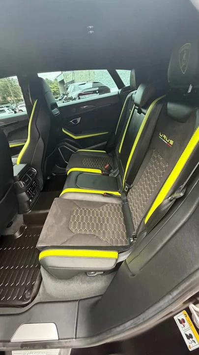 2022 Lamborghini Urus - Image 12 of 15