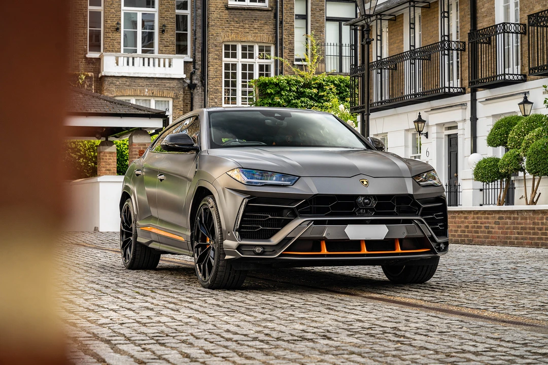 2022 Lamborghini Urus - Image 15 of 31