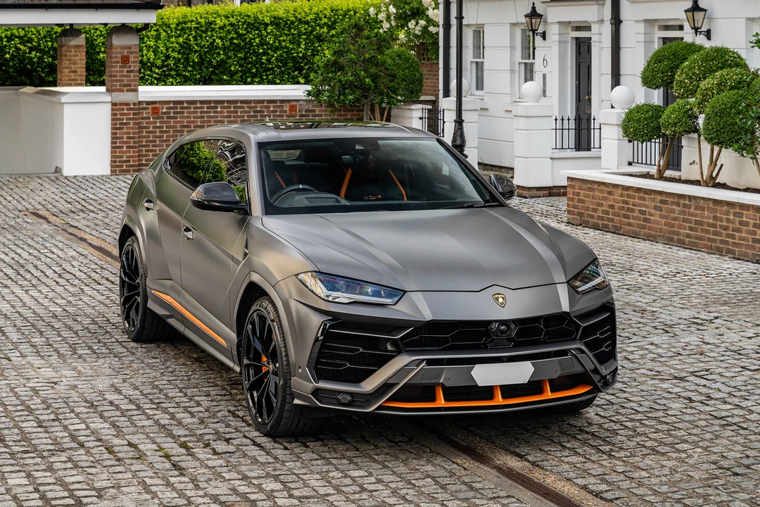 2022 Lamborghini Urus - Image 17 of 31