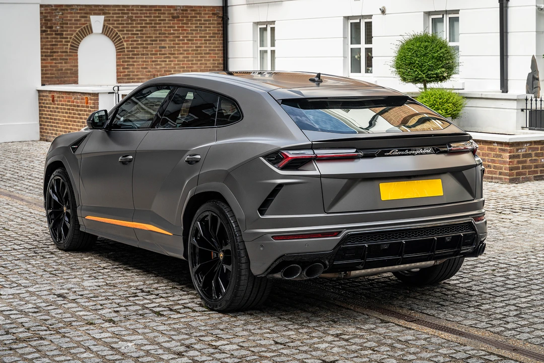 2022 Lamborghini Urus - Image 19 of 31
