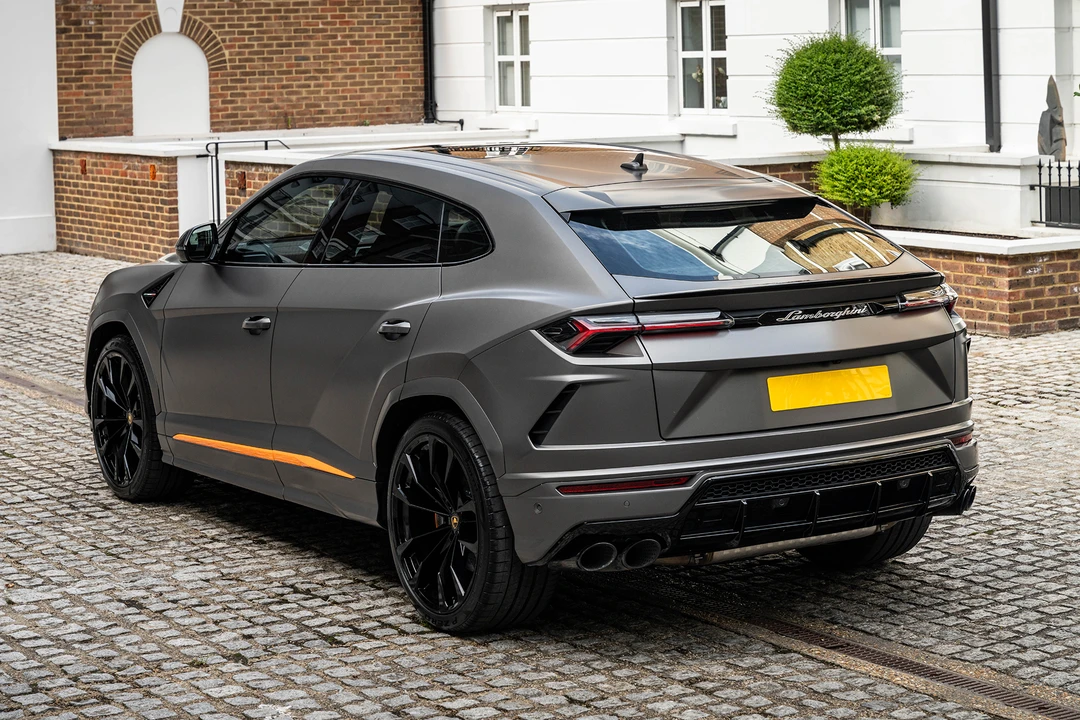 2022 Lamborghini Urus - Image 21 of 31