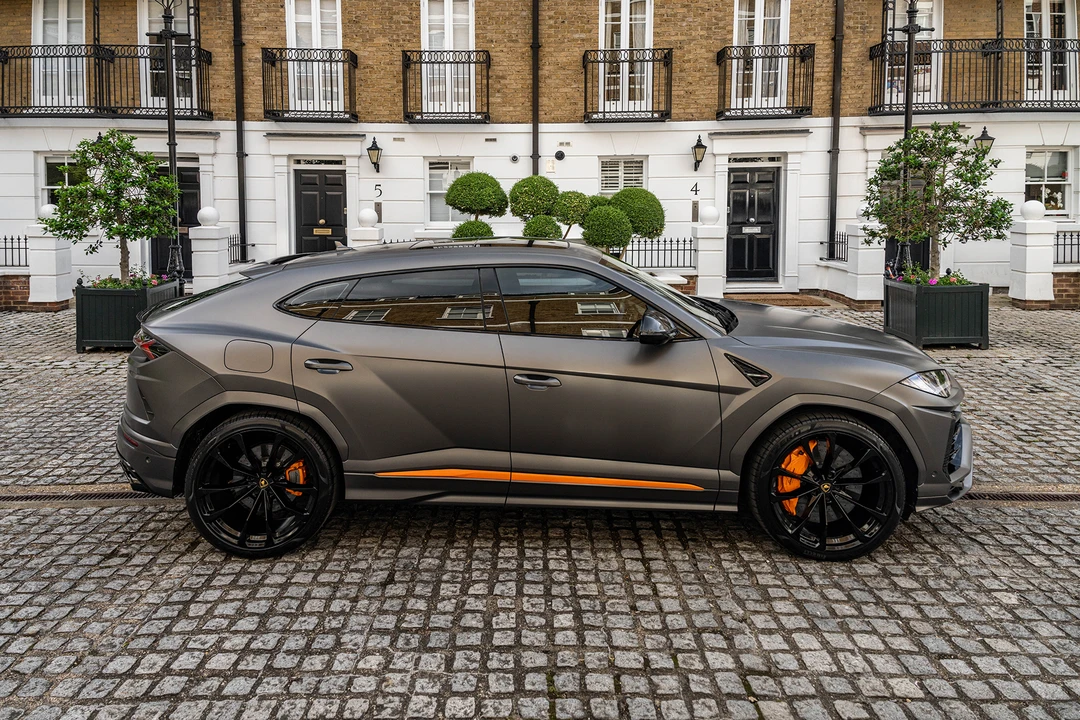 2022 Lamborghini Urus - Image 30 of 31