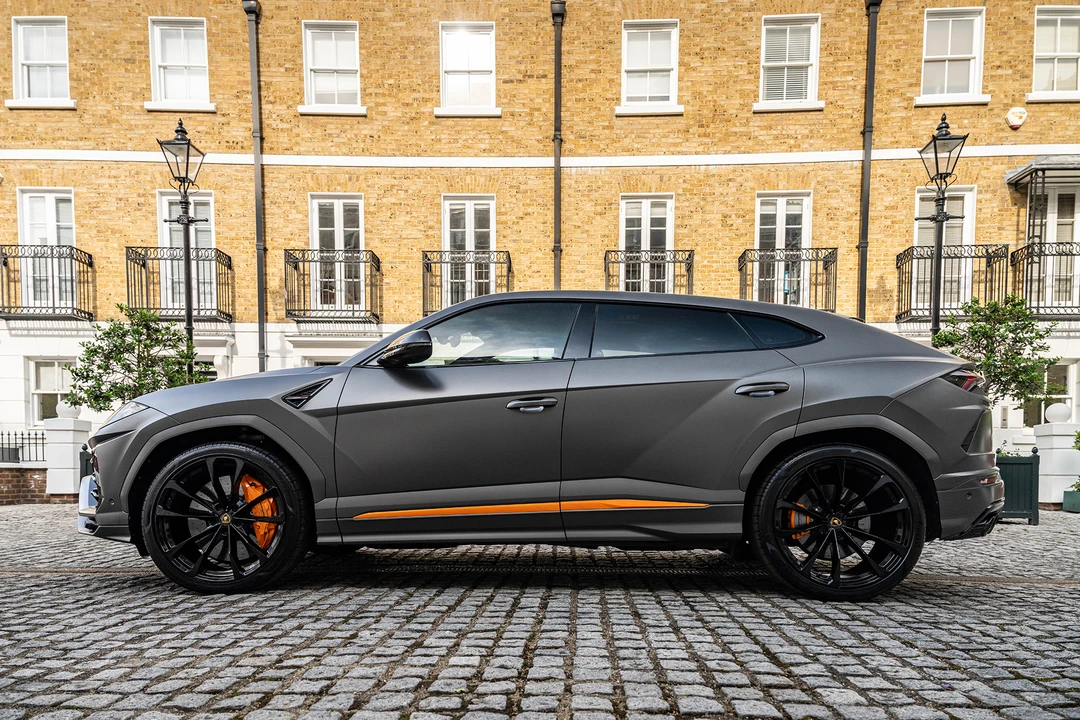 2022 Lamborghini Urus - Image 4 of 31
