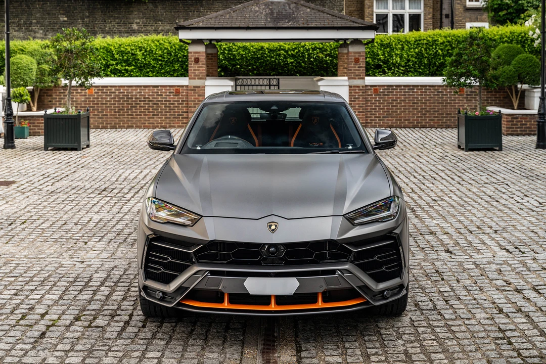 2022 Lamborghini Urus - Image 10 of 31