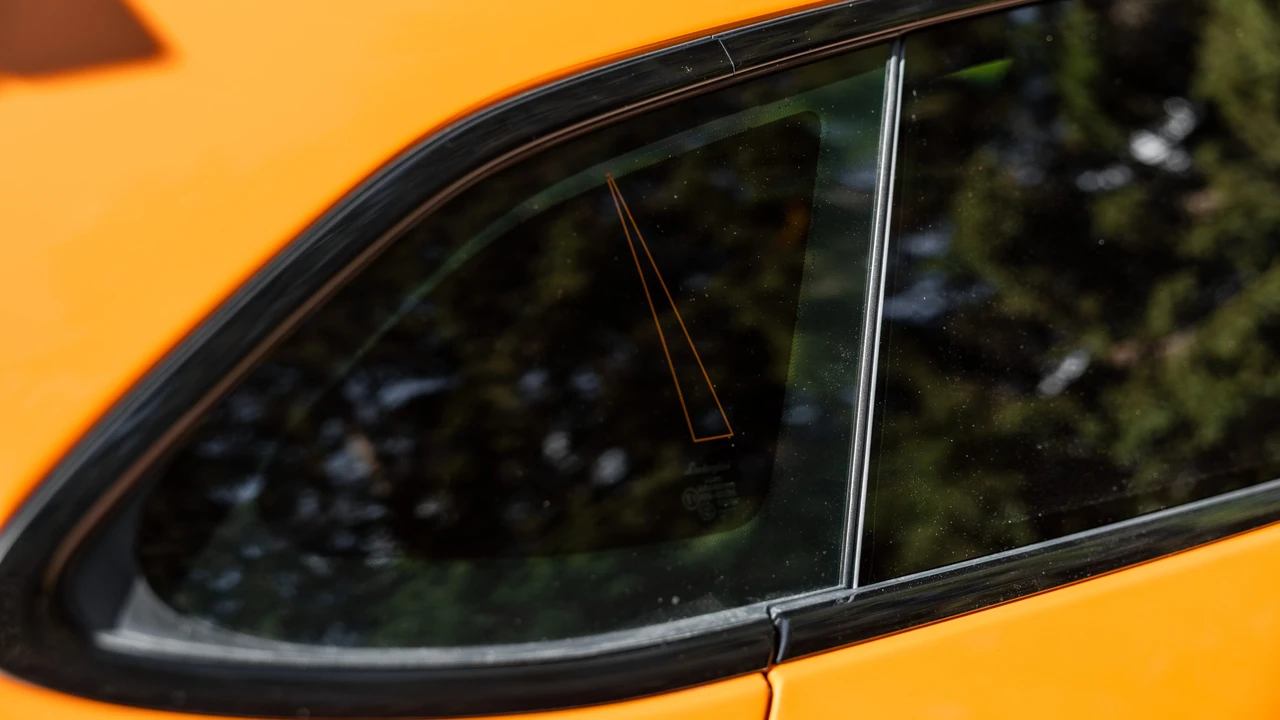 2022 Lamborghini Urus - Image 22 of 31
