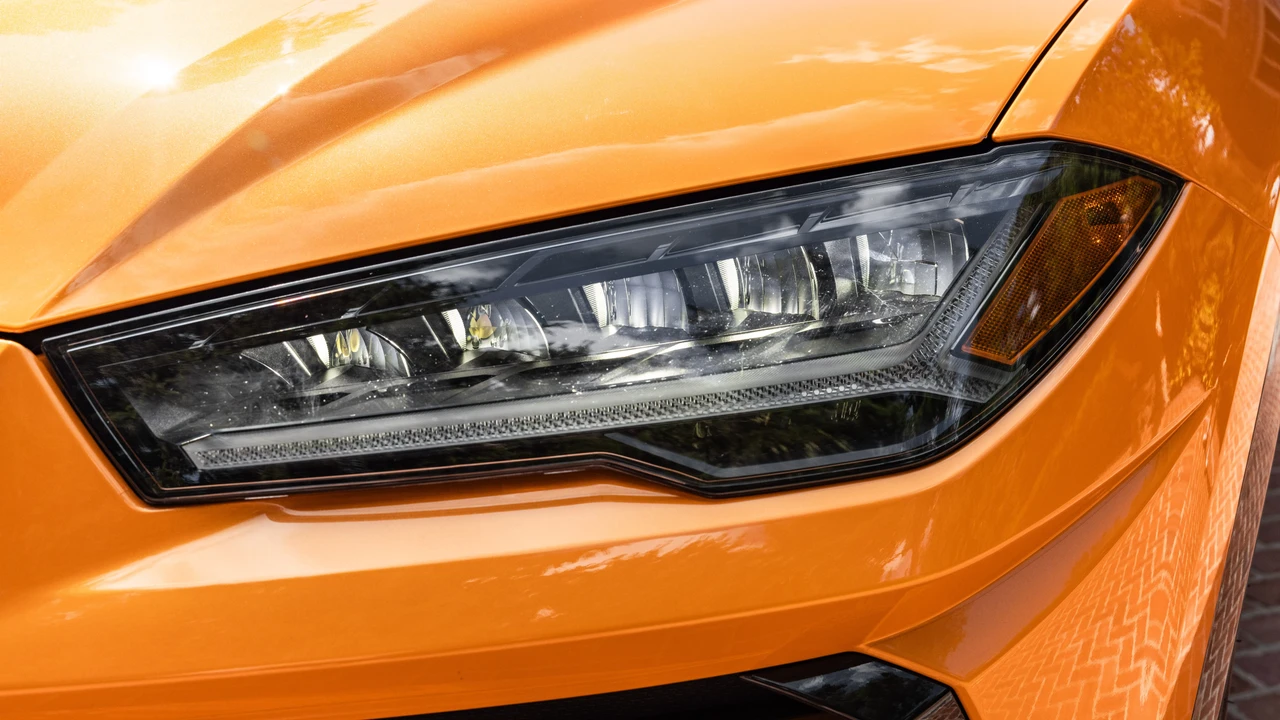 2022 Lamborghini Urus - Image 15 of 31