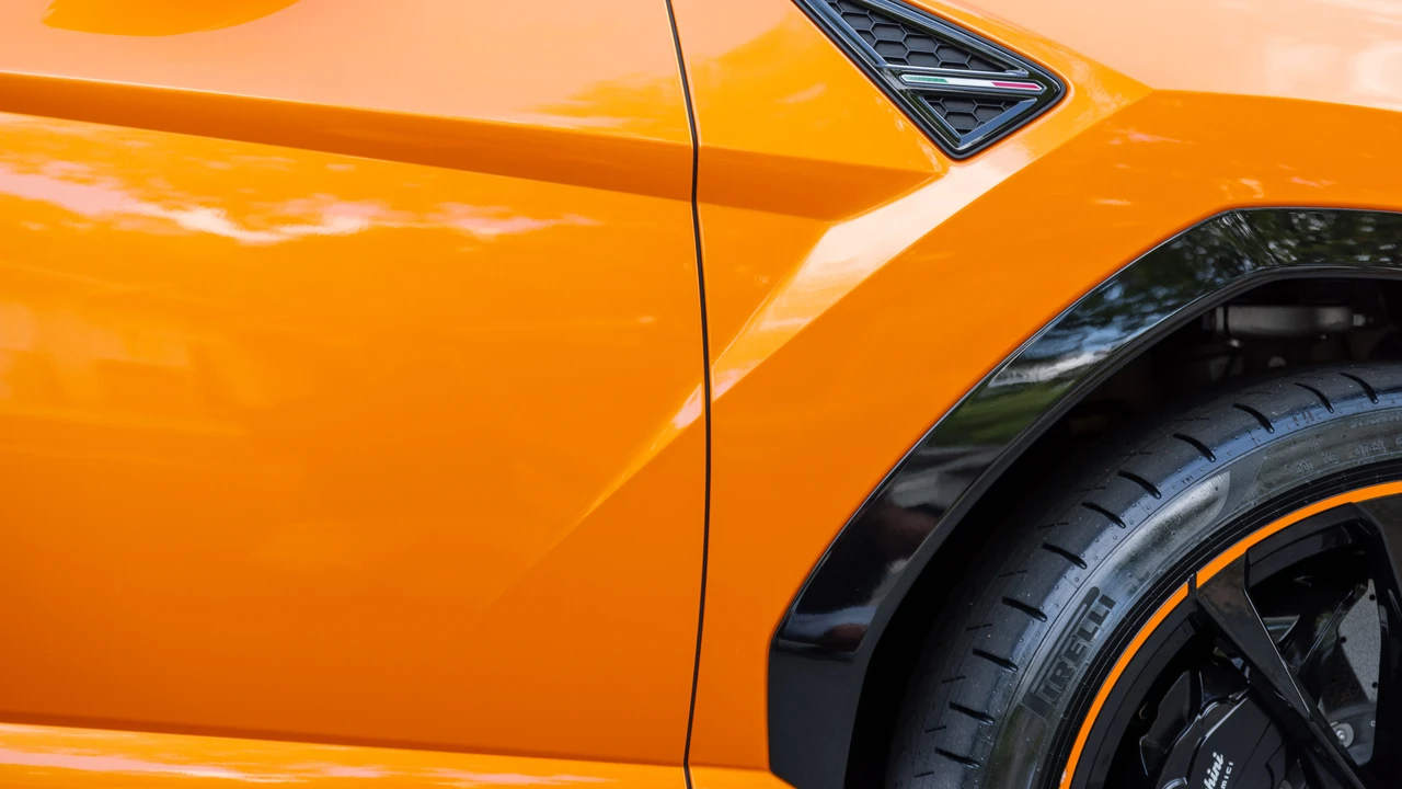 2022 Lamborghini Urus - Image 22 of 31