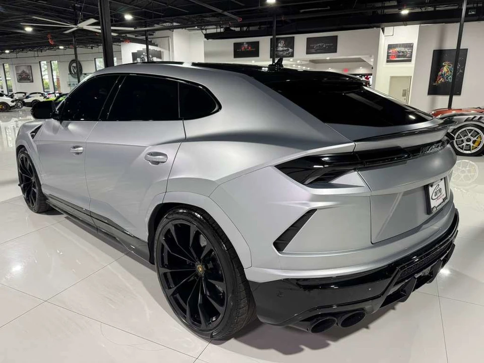 2022 Lamborghini Urus - Image 5 of 12