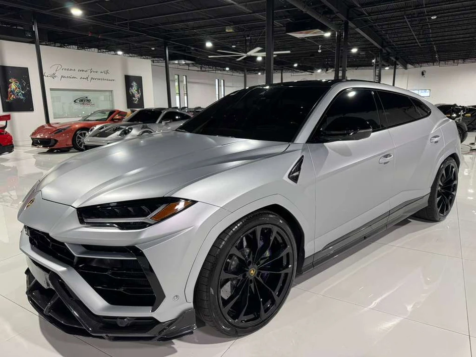 2022 Lamborghini Urus - Image 3 of 12