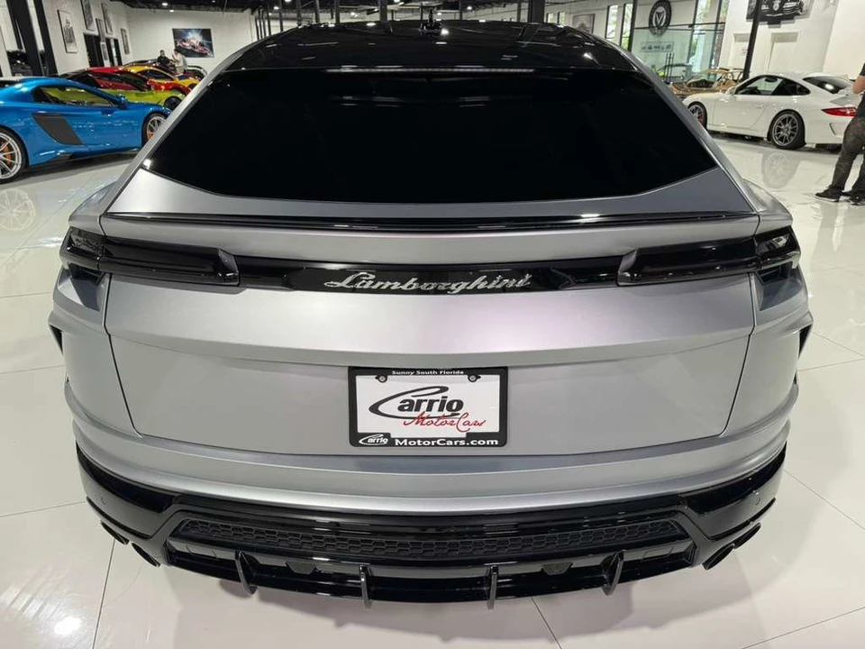 2022 Lamborghini Urus - Image 6 of 12
