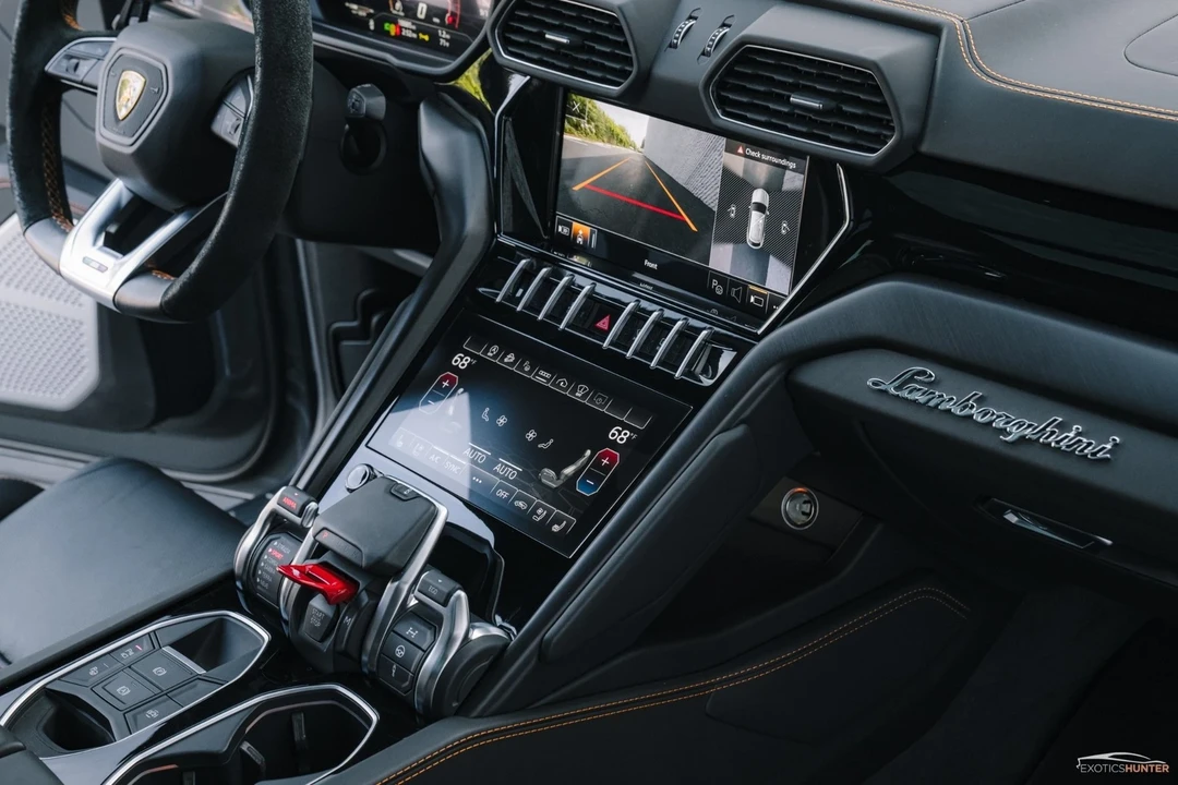 2022 Lamborghini Urus - Image 8 of 21