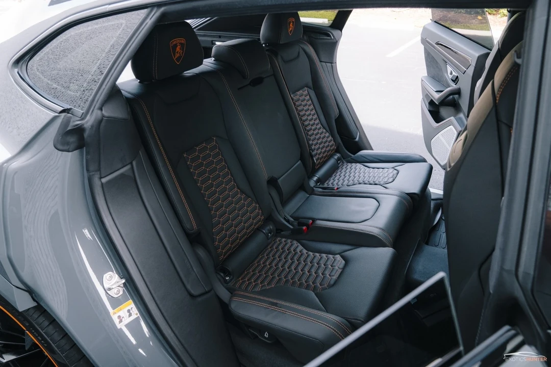 2022 Lamborghini Urus - Image 11 of 21