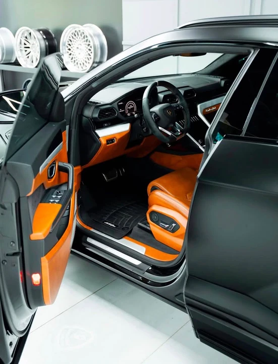 2022 Lamborghini Urus - Image 6 of 9