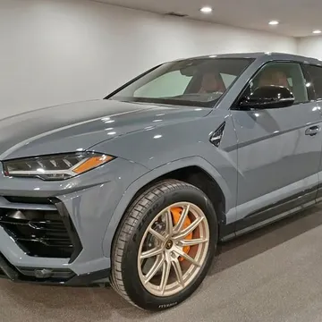 2022 Lamborghini Urus