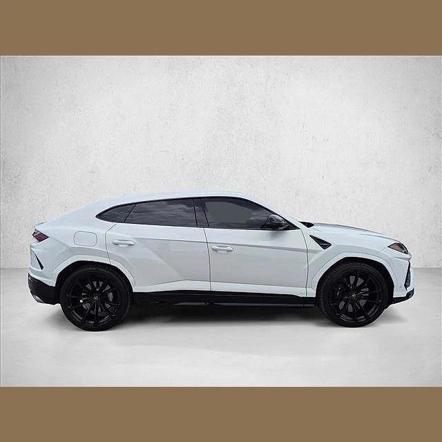 2022 Lamborghini Urus - Image 4 of 12