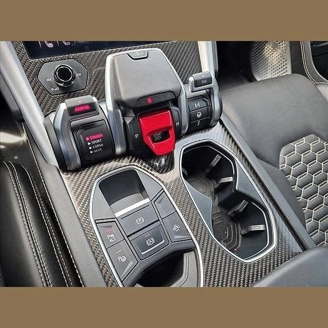 2022 Lamborghini Urus - Image 11 of 12