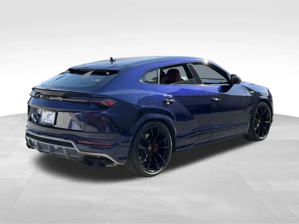 2022 Lamborghini Urus - Image 4 of 16