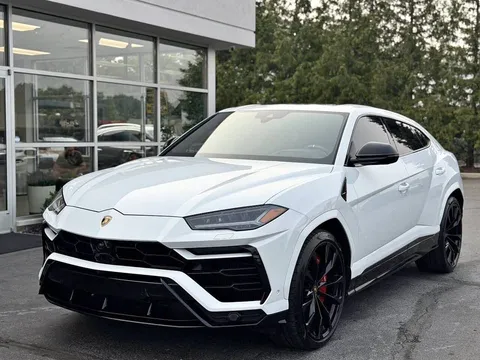 2022 Lamborghini Urus Base