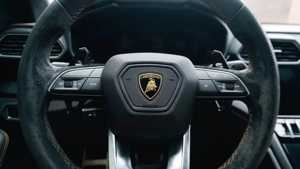 2022 Lamborghini Urus - Image 6 of 6