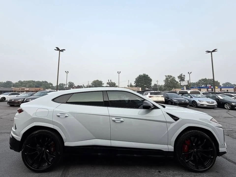 2022 Lamborghini Urus - Image 6 of 20