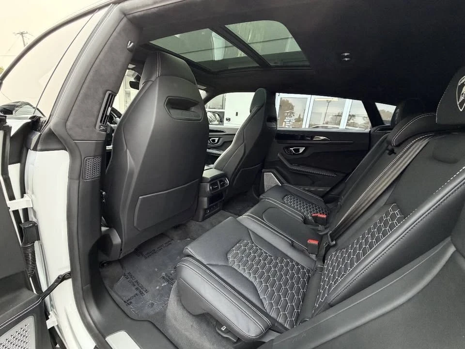 2022 Lamborghini Urus - Image 13 of 20