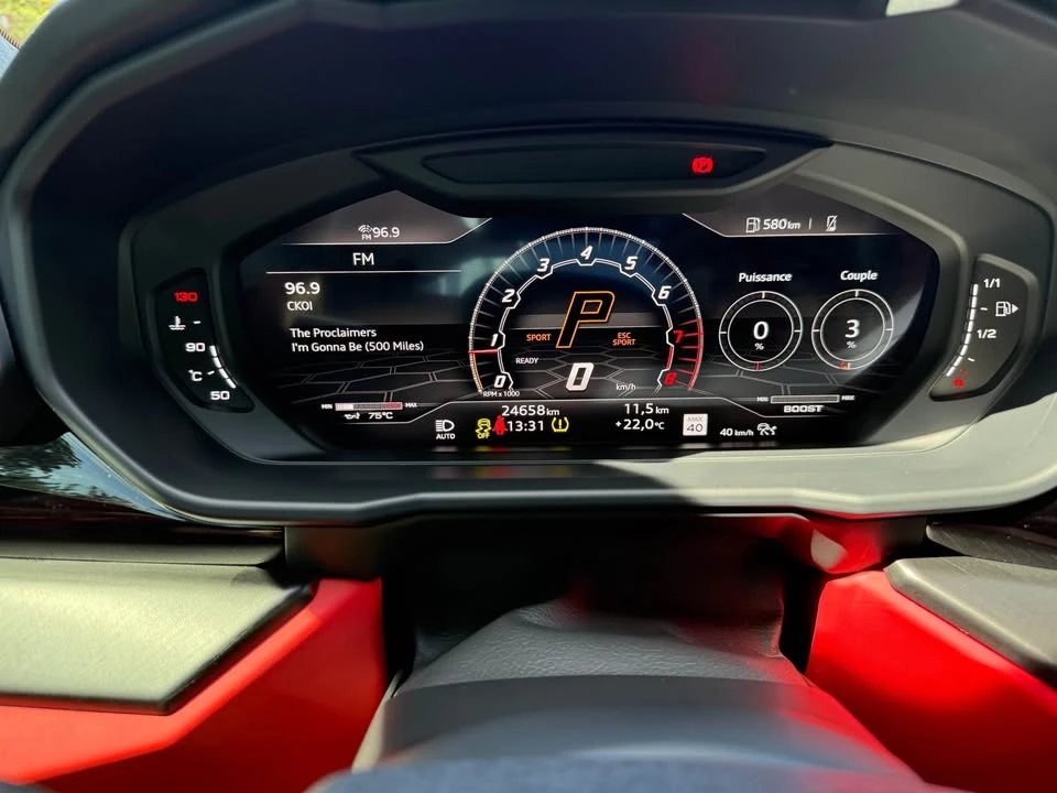 2022 Lamborghini Urus - Image 17 of 20