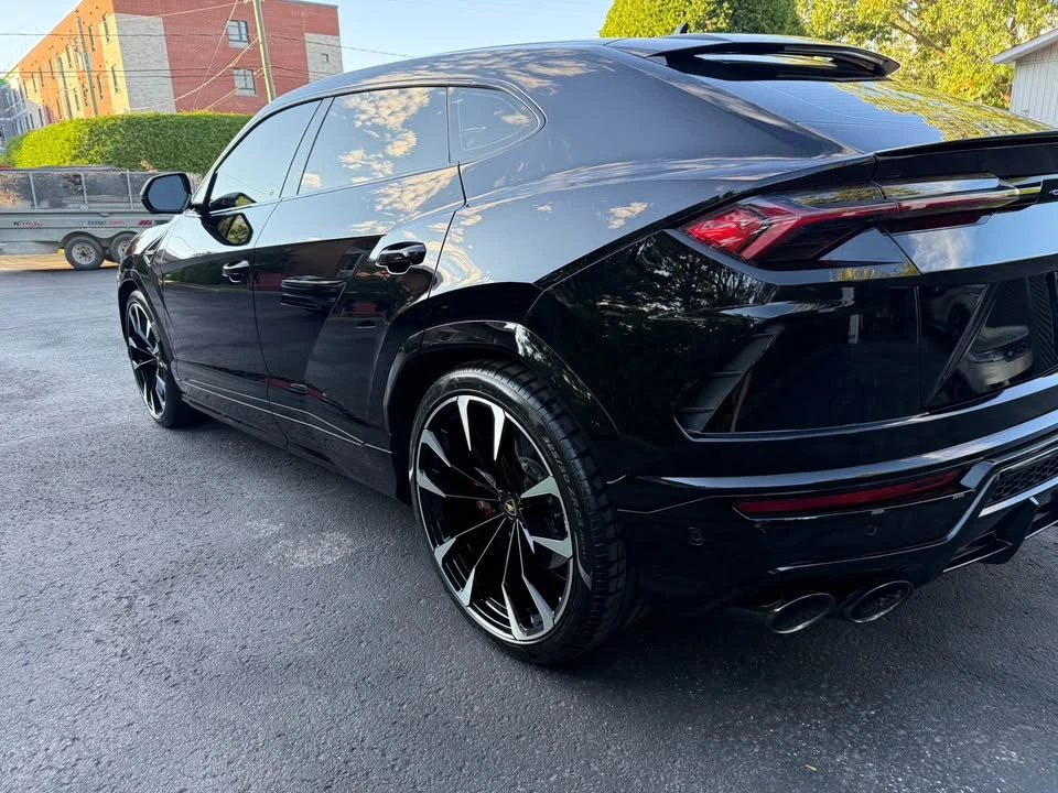 2022 Lamborghini Urus - Image 3 of 20