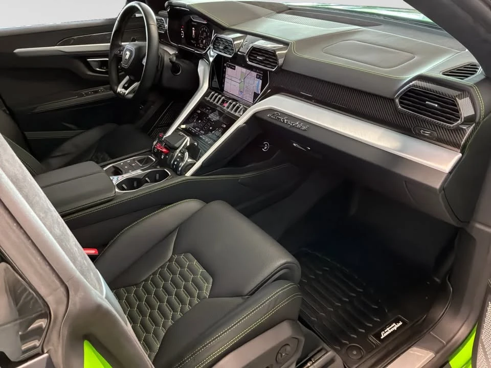 2022 Lamborghini Urus - Image 18 of 20
