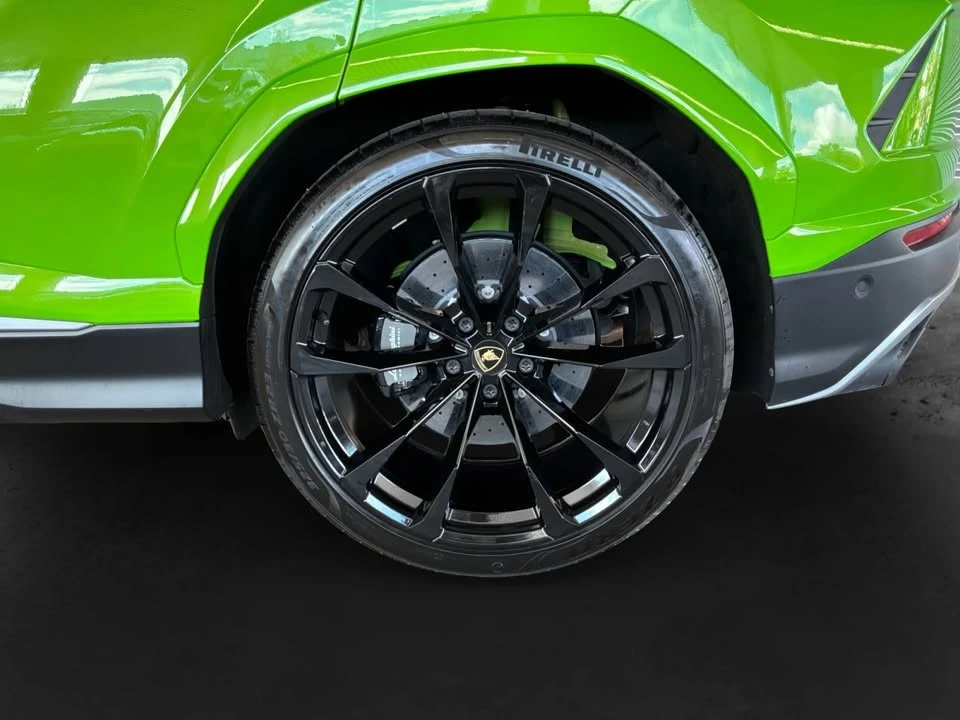 2022 Lamborghini Urus - Image 9 of 20