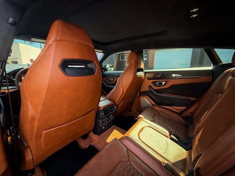 2022 Lamborghini Urus - Image 16 of 20