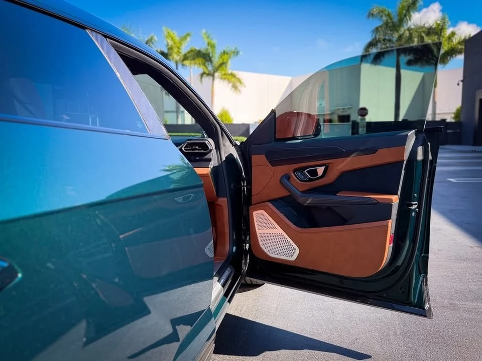 2022 Lamborghini Urus - Image 15 of 20