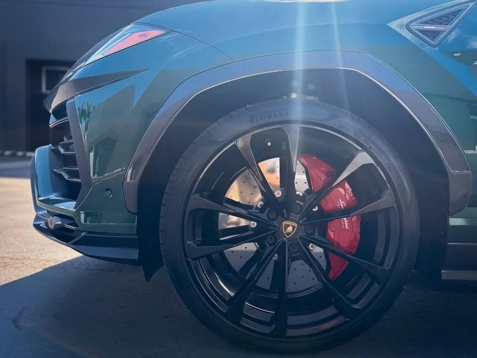 2022 Lamborghini Urus - Image 8 of 20