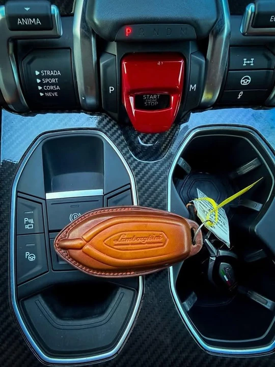 2022 Lamborghini Urus - Image 18 of 20