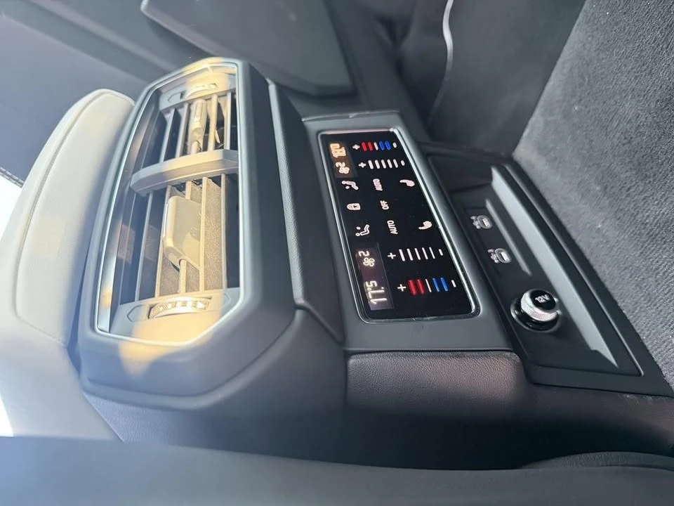 2022 Lamborghini Urus - Image 14 of 15